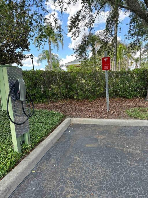 Appartamento A Spooktacular Haunted Mansion. Kissimmee Esterno foto